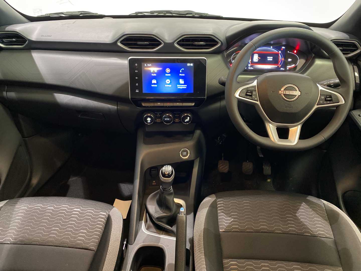 2025 NISSAN Magnite 1.0 Acenta Mt* - Image 11