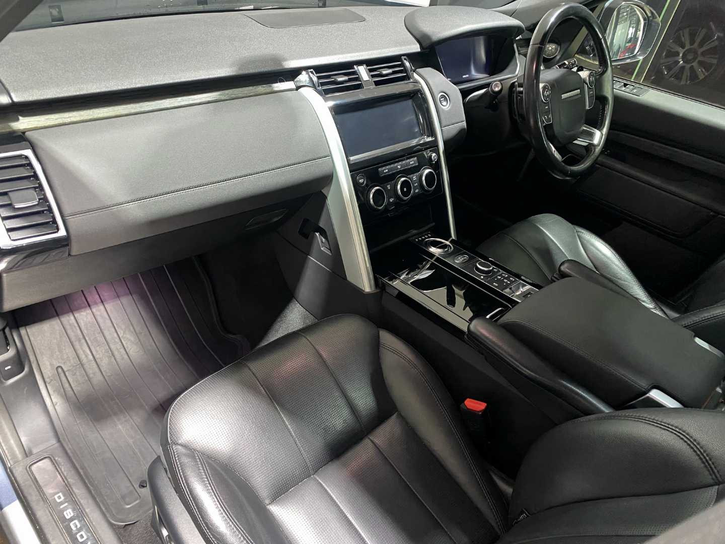 2019 LAND ROVER Discovery 3 / 4 3.0 Td6 Hse - Image 7