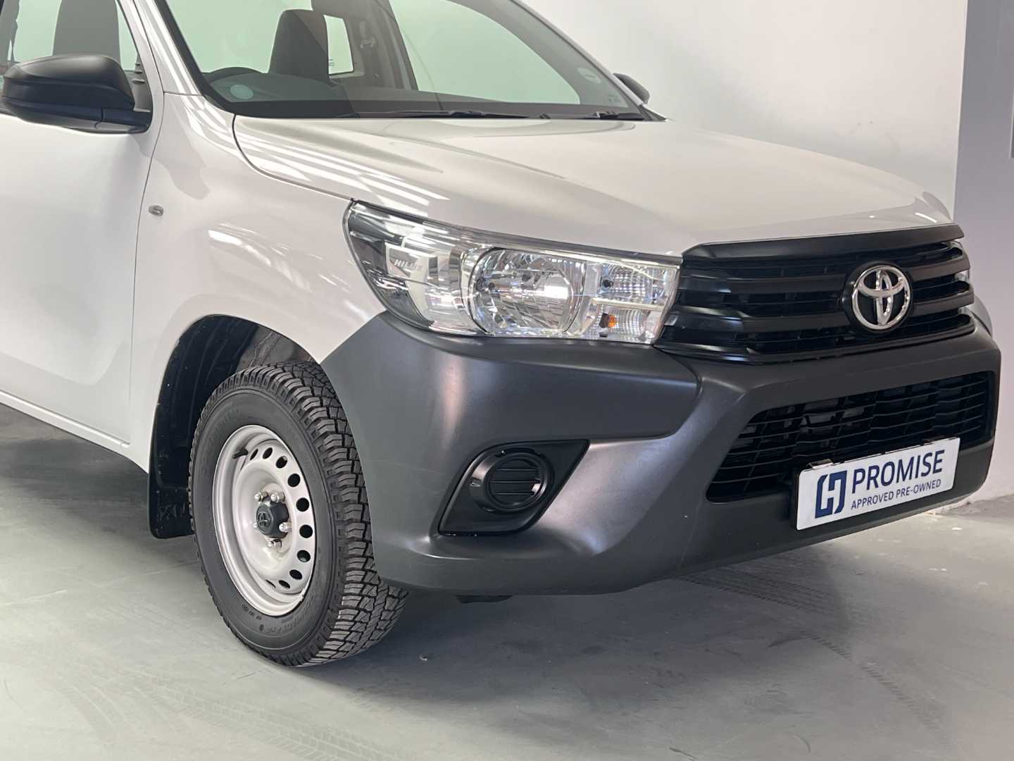 2024 TOYOTA Hilux 2016 On 2.4 Gd S a/C P/U S/c - Image 12