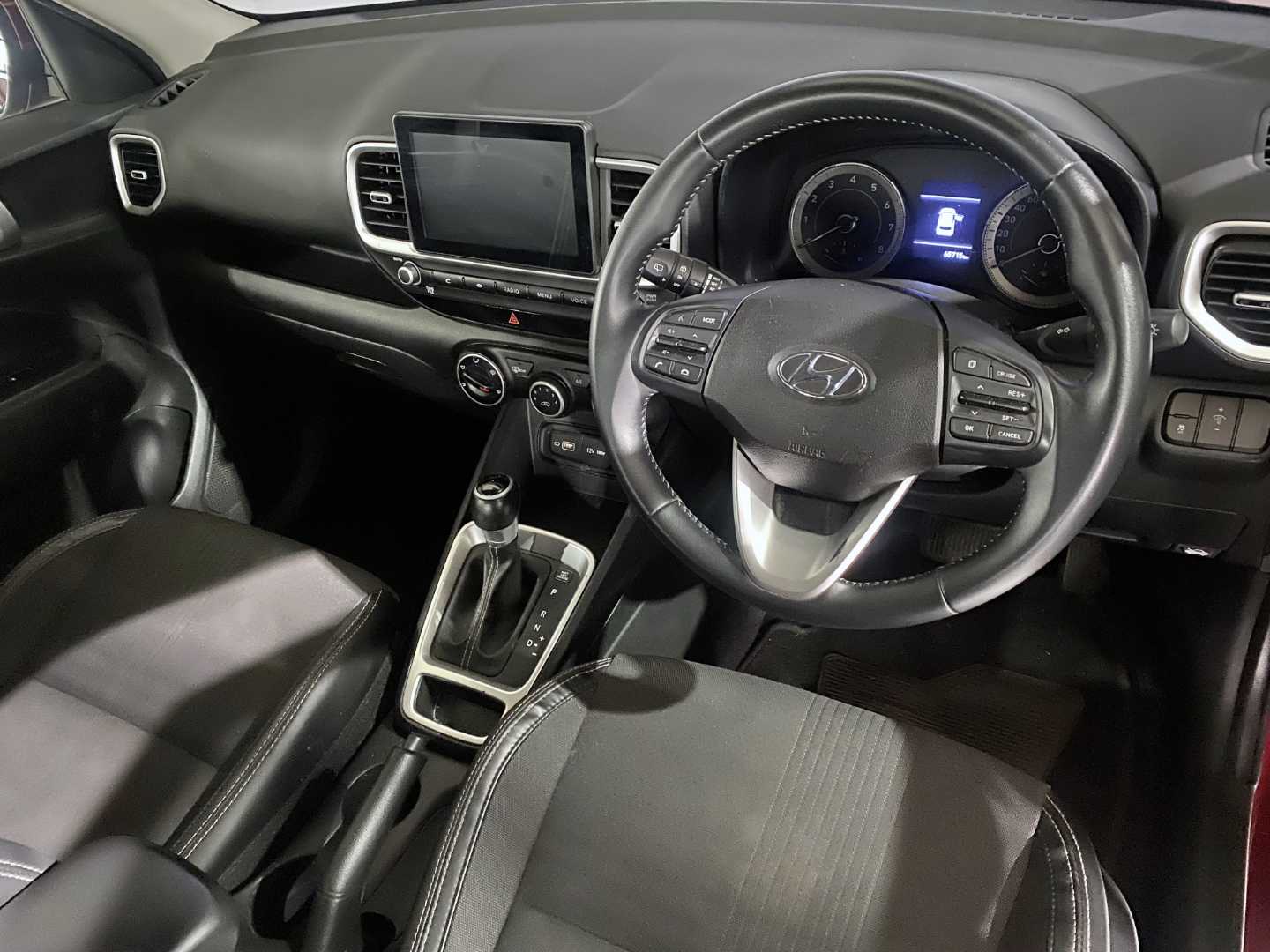 2022 HYUNDAI Venue 1.0 Tgdi Fluid Dct - Image 11