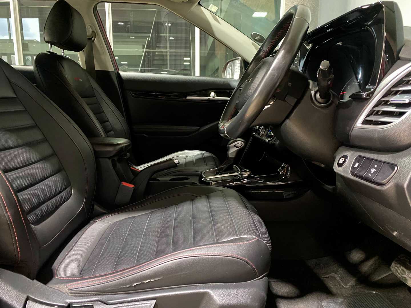 2022 KIA Seltos 1.4t Dct Gt-line - Image 12