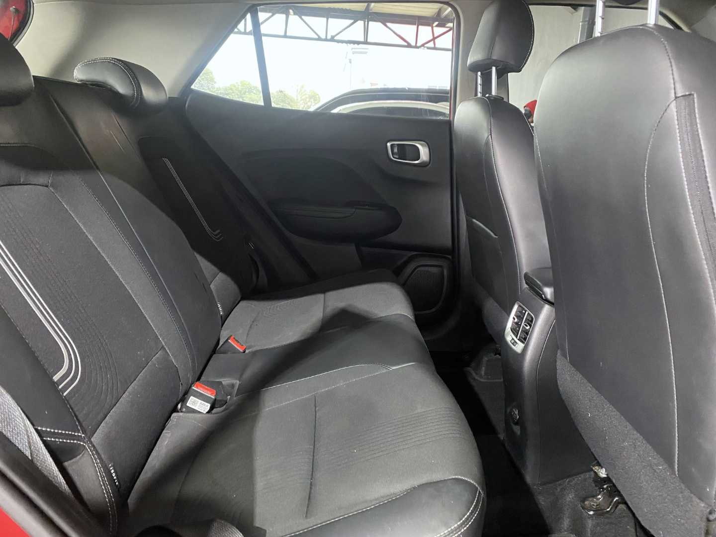 2022 HYUNDAI Venue 1.0 Tgdi Fluid Dct - Image 10
