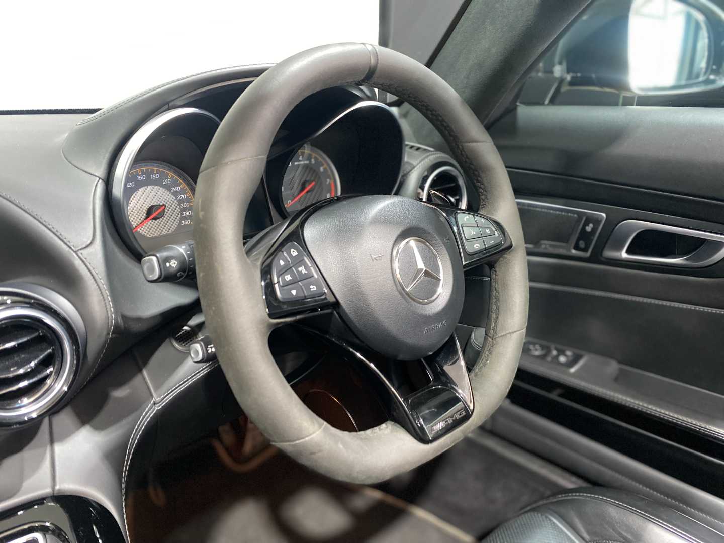2019 Mercedes-Benz Passenger Sl 500 / Sls Amg Gt C 4.0 V8 Roadster - Image 15