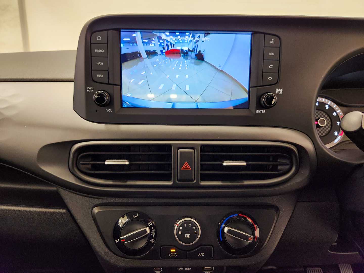 2025 HYUNDAI Grand I10 1.0 Premium M/T My24 - Image 18