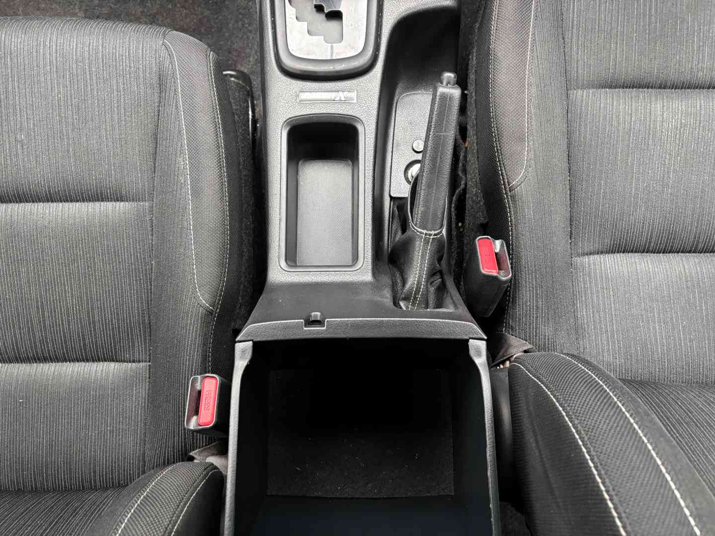 2024 TOYOTA Hilux 2.4gd-6 Raider X 4x4 a/T P/U D/c - Image 18