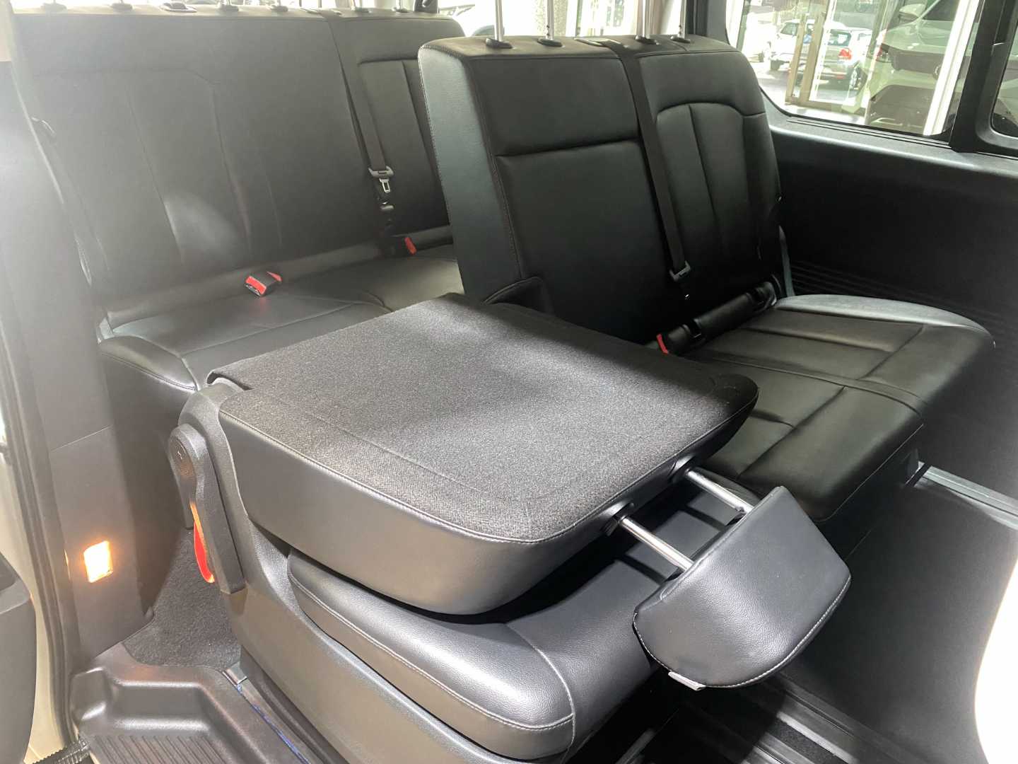 2023 HYUNDAI H-1/Staria Staria 2.2d Executive a/t - Image 10