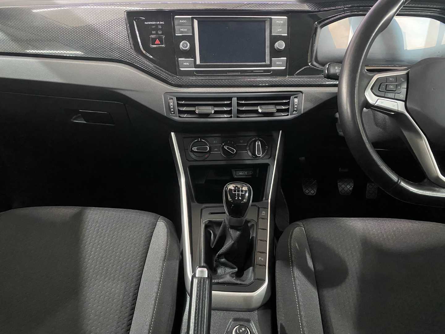 2024 VOLKSWAGEN Polo Playa / 1.0 Tsi Life - Image 18