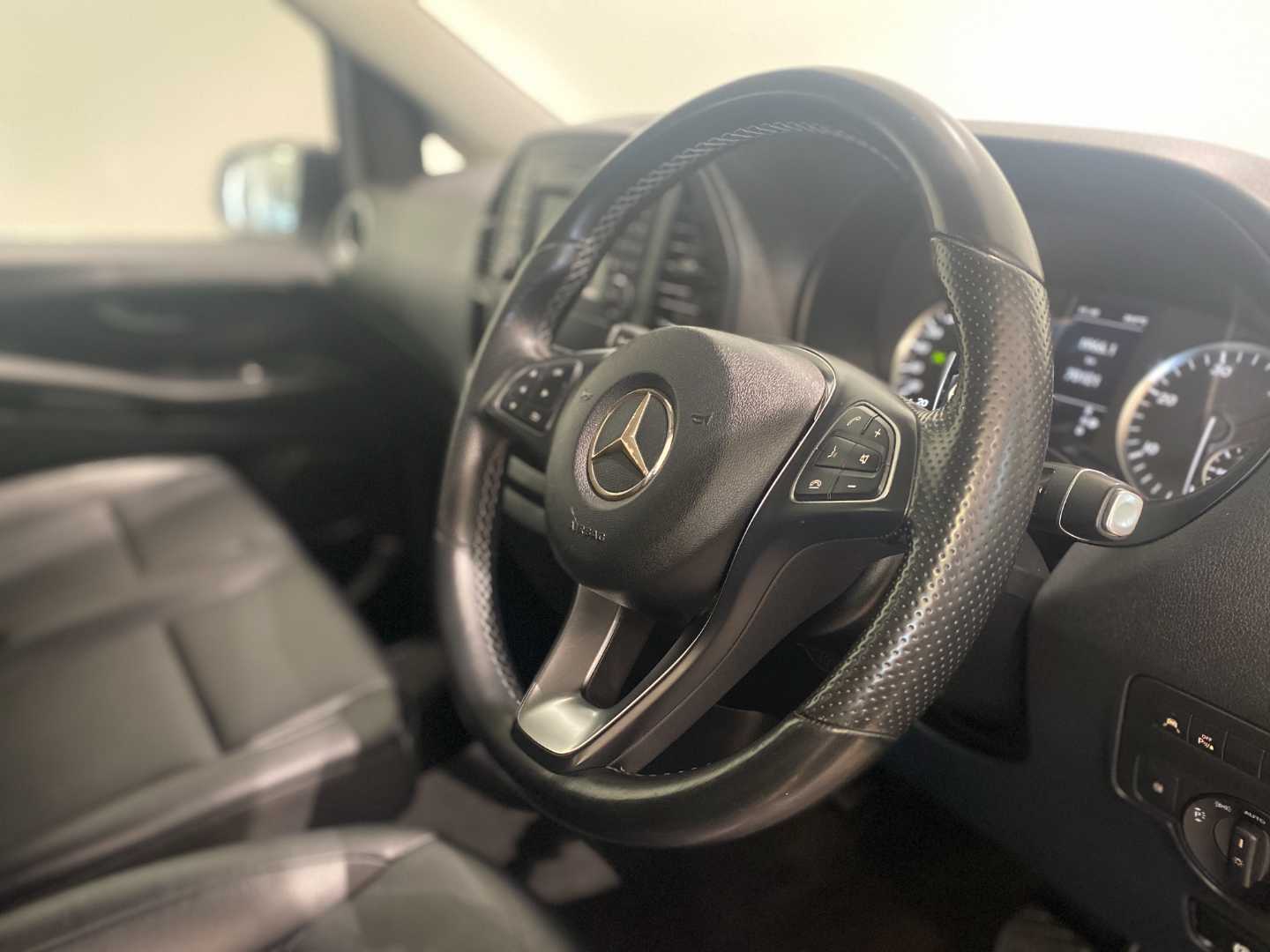 2021 MERCEDES-BENZ Vito / Viano Ml Gl 116 2.2 Cdi Tourer Select Xl a/t - Image 15