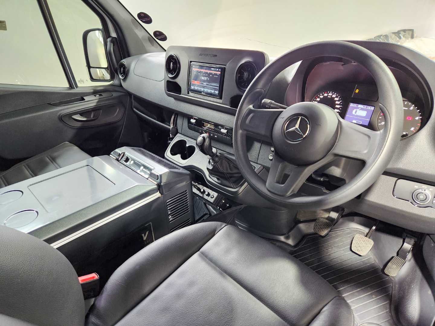 2024 Mercedes-Benz Medium Commercial MB 517 CDI Sprinter PV Long MY22 - Image 8