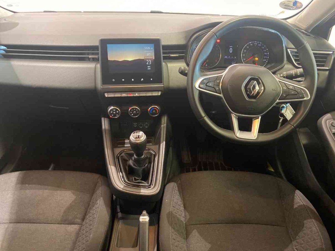 2024 RENAULT Clio V 1.0t Zen - Image 11