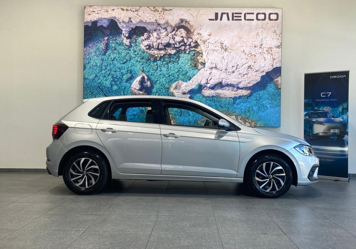 2024 VOLKSWAGEN Polo Playa / 1.0 Tsi Life Dsg - Image 3