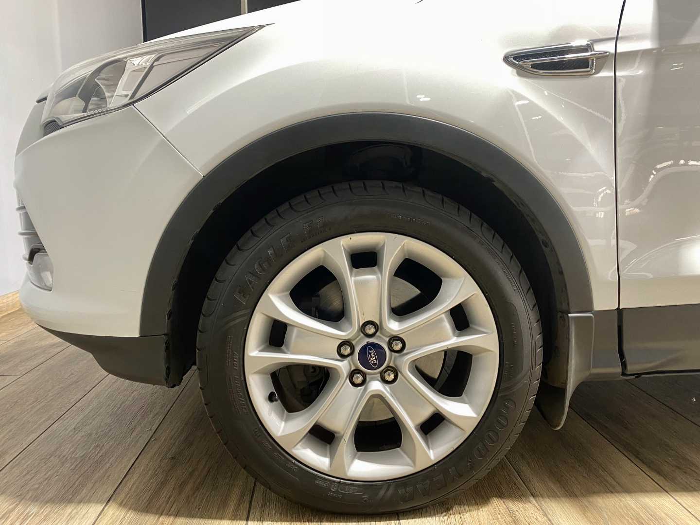 2014 FORD Kuga 2.0 Tdci Trend Awd Powershift - Image 6