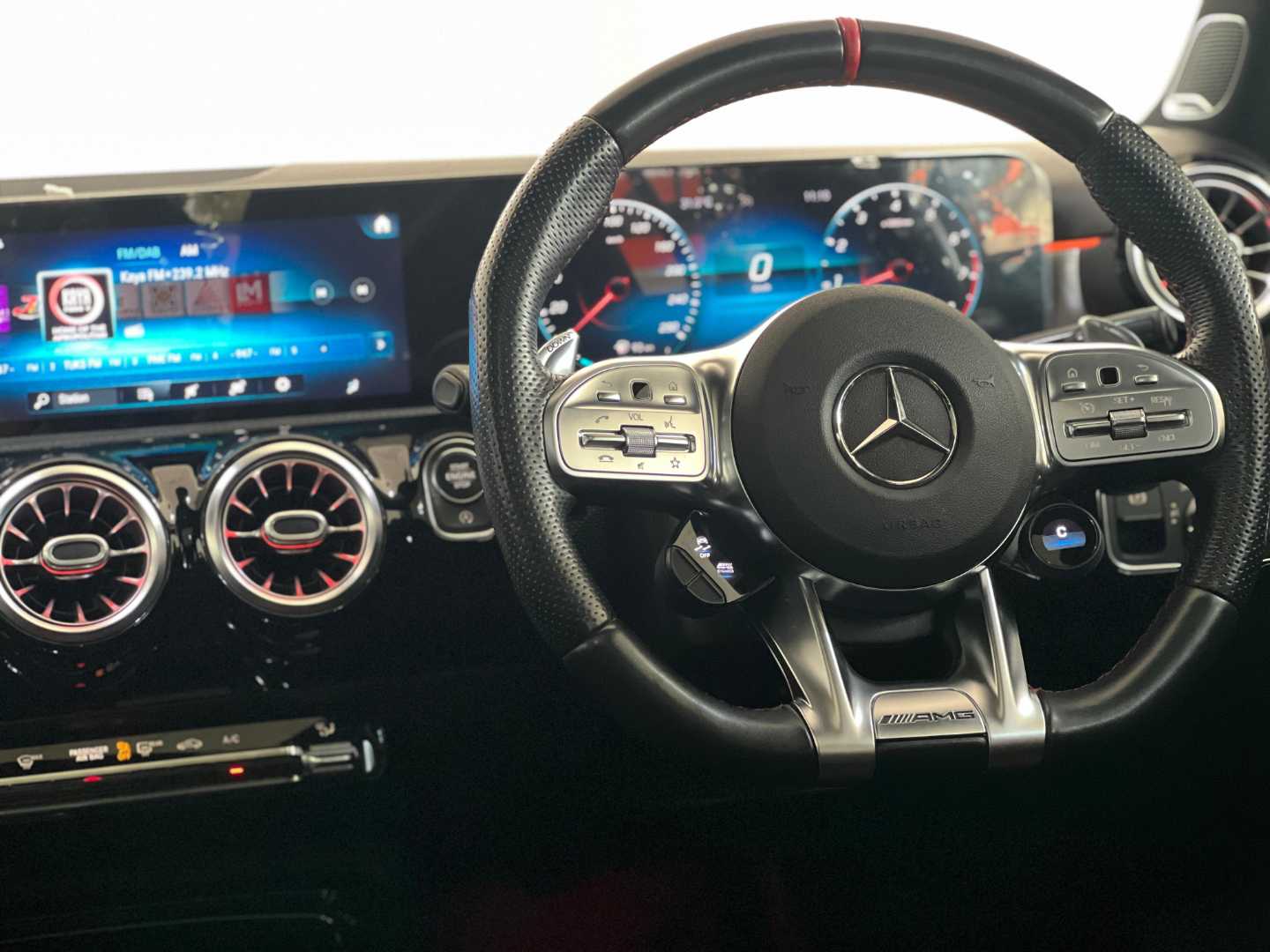 2021 Mercedes-Benz Passenger Mercedes-AMG A35 4M (W177) ZA - Image 9