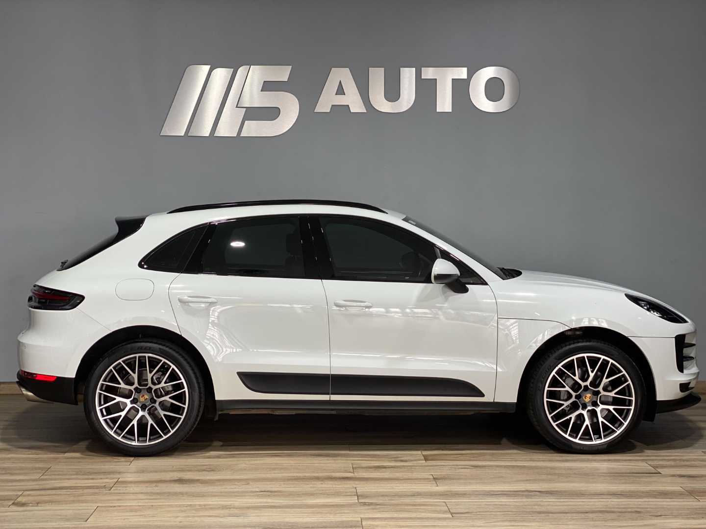 2019 PORSCHE Macan S - Image 4