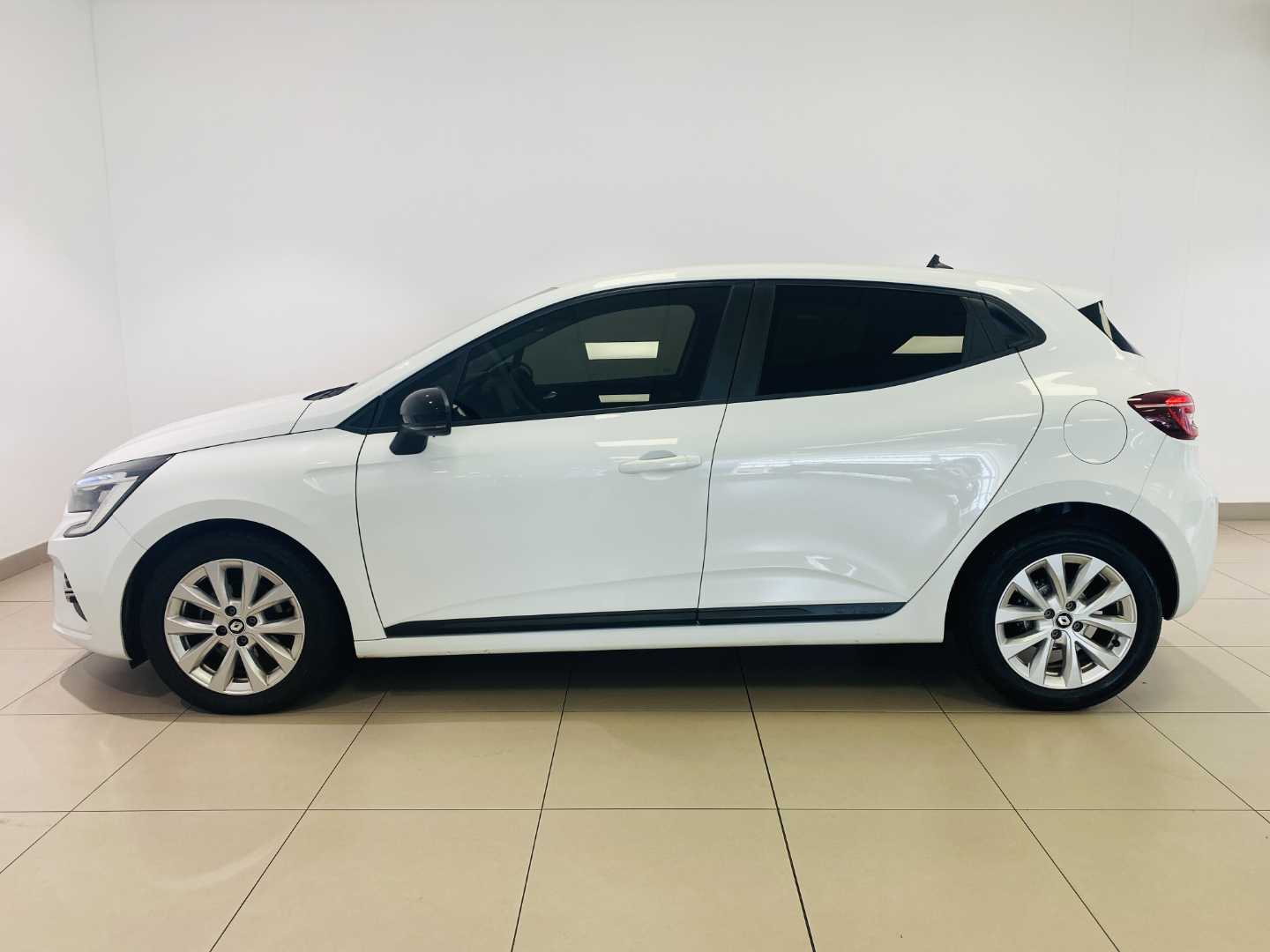 2024 RENAULT Clio V 1.0t Zen - Image 6