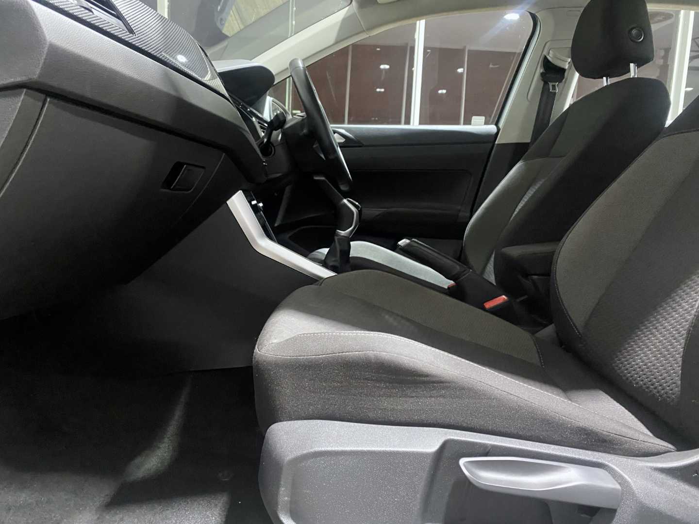 2024 VOLKSWAGEN Polo Playa / 1.0 Tsi Life - Image 8