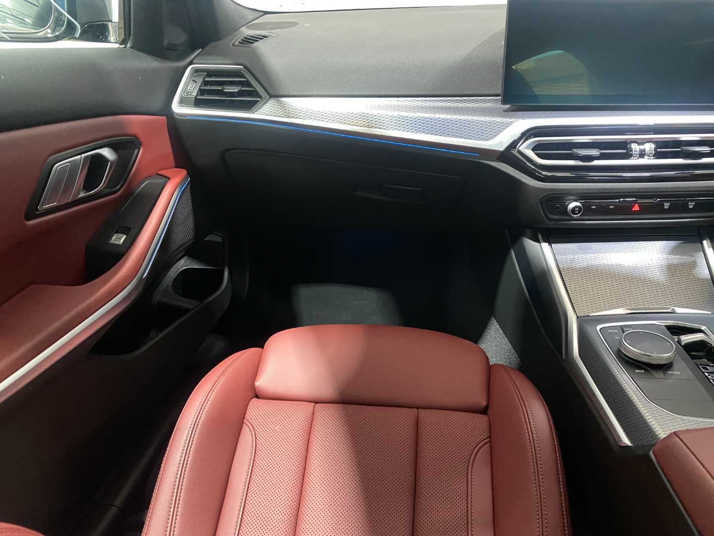 2024 BMW 3 Series (G20) 320d M Sport a/T - Image 15