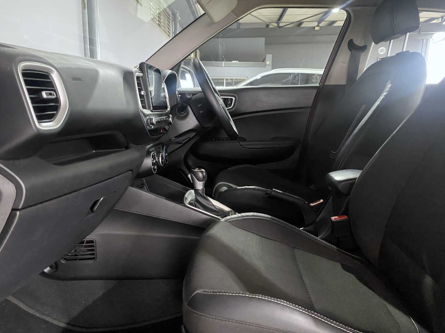 2022 HYUNDAI Venue 1.0 Tgdi Fluid Dct - Image 8