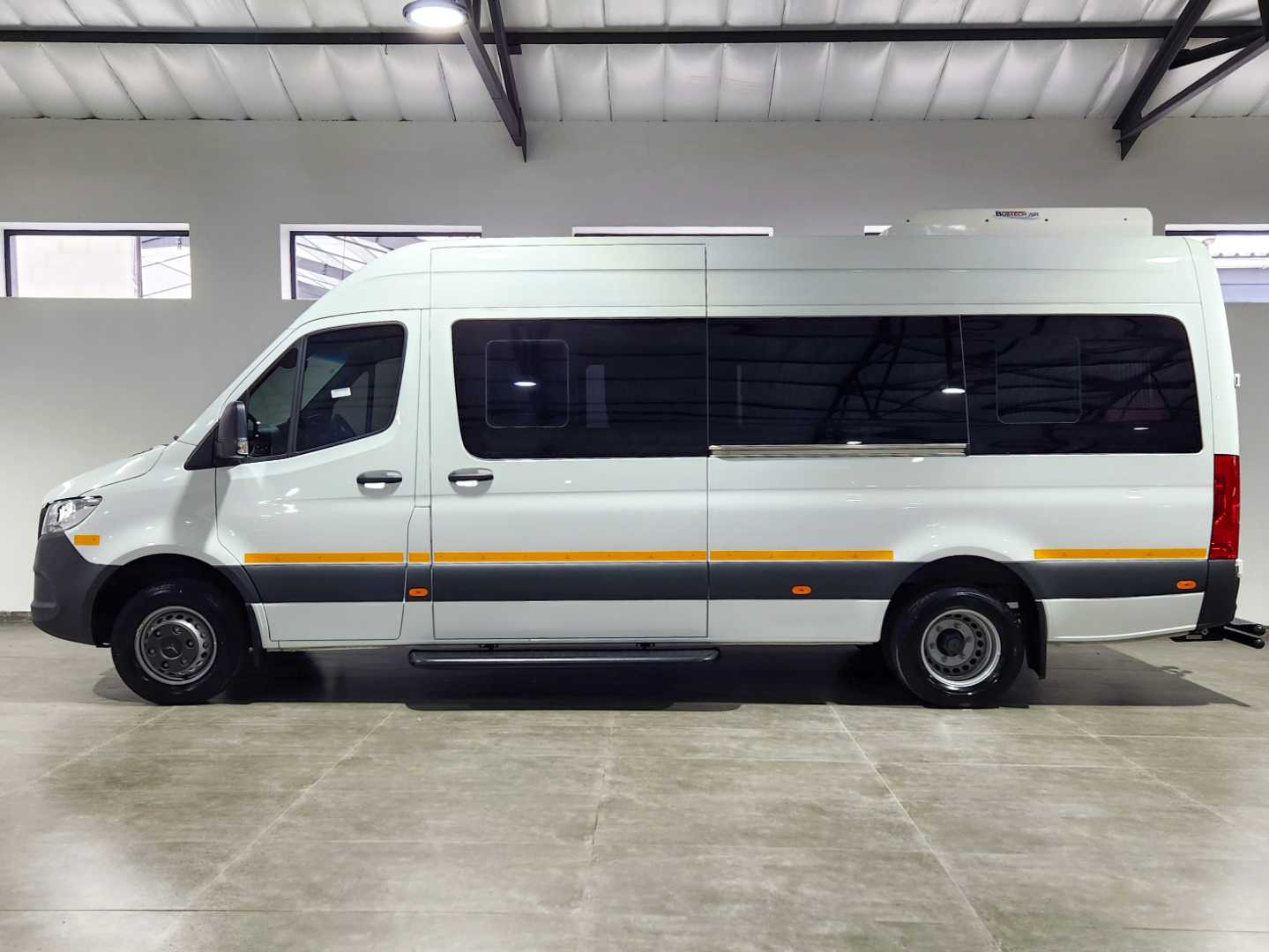 2024 Mercedes-Benz Medium Commercial MB 517 CDI Sprinter PV Long MY22 - Image 4
