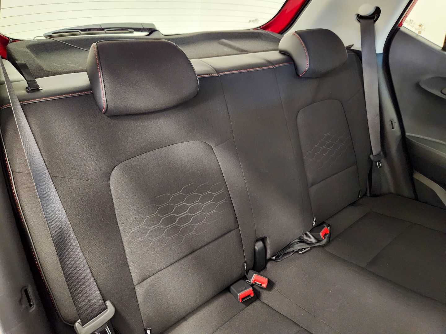 2025 HYUNDAI Grand I10 1.2 Motion/Premium a/t - Image 16