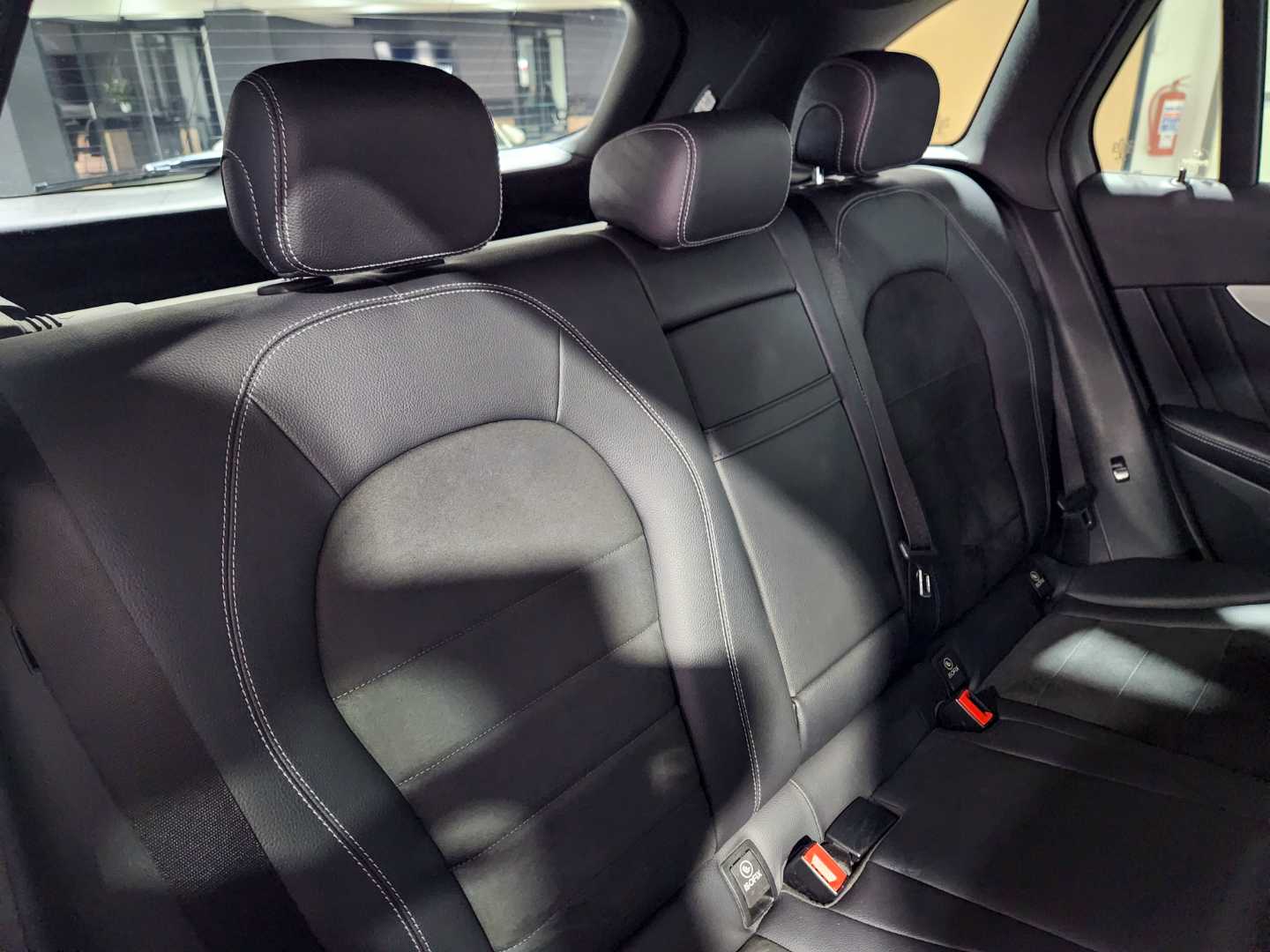 2017 MERCEDES-BENZ Glc 250d Amg - Image 16