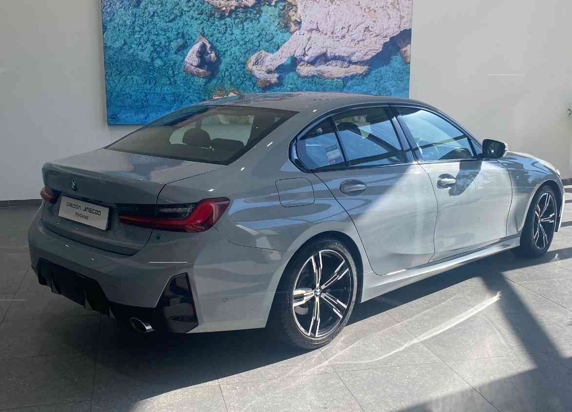 2024 BMW 3 Series (G20) 318i M Sport a/T - Image 4