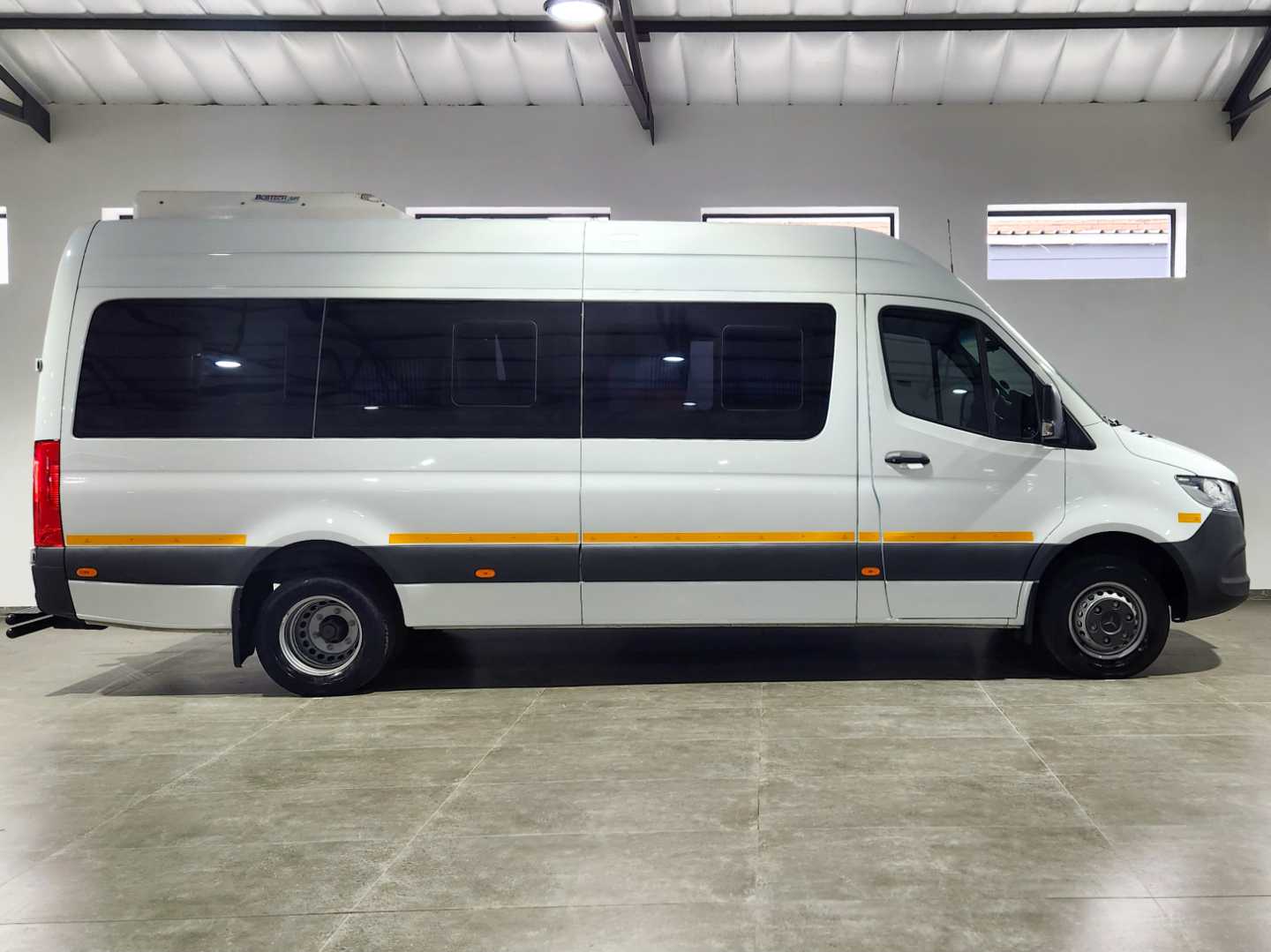 2024 Mercedes-Benz Medium Commercial MB 517 CDI Sprinter PV Long MY22 - Image 3