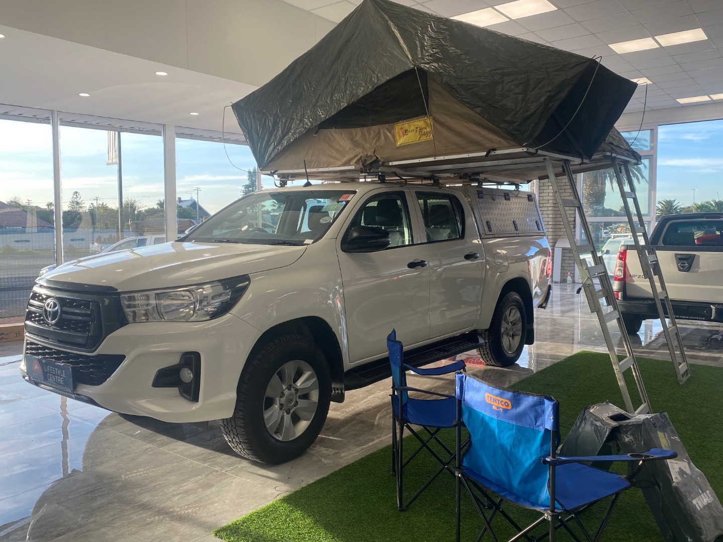 2019 TOYOTA Hilux 2.4 Gd-6 Srx 4x4 P/U D/c Equip - Image 6