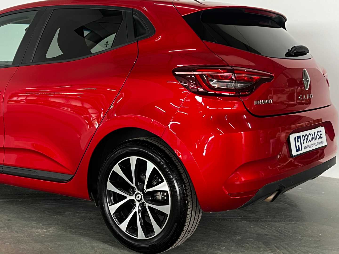 2024 RENAULT Clio V 1.0t Zen - Image 11