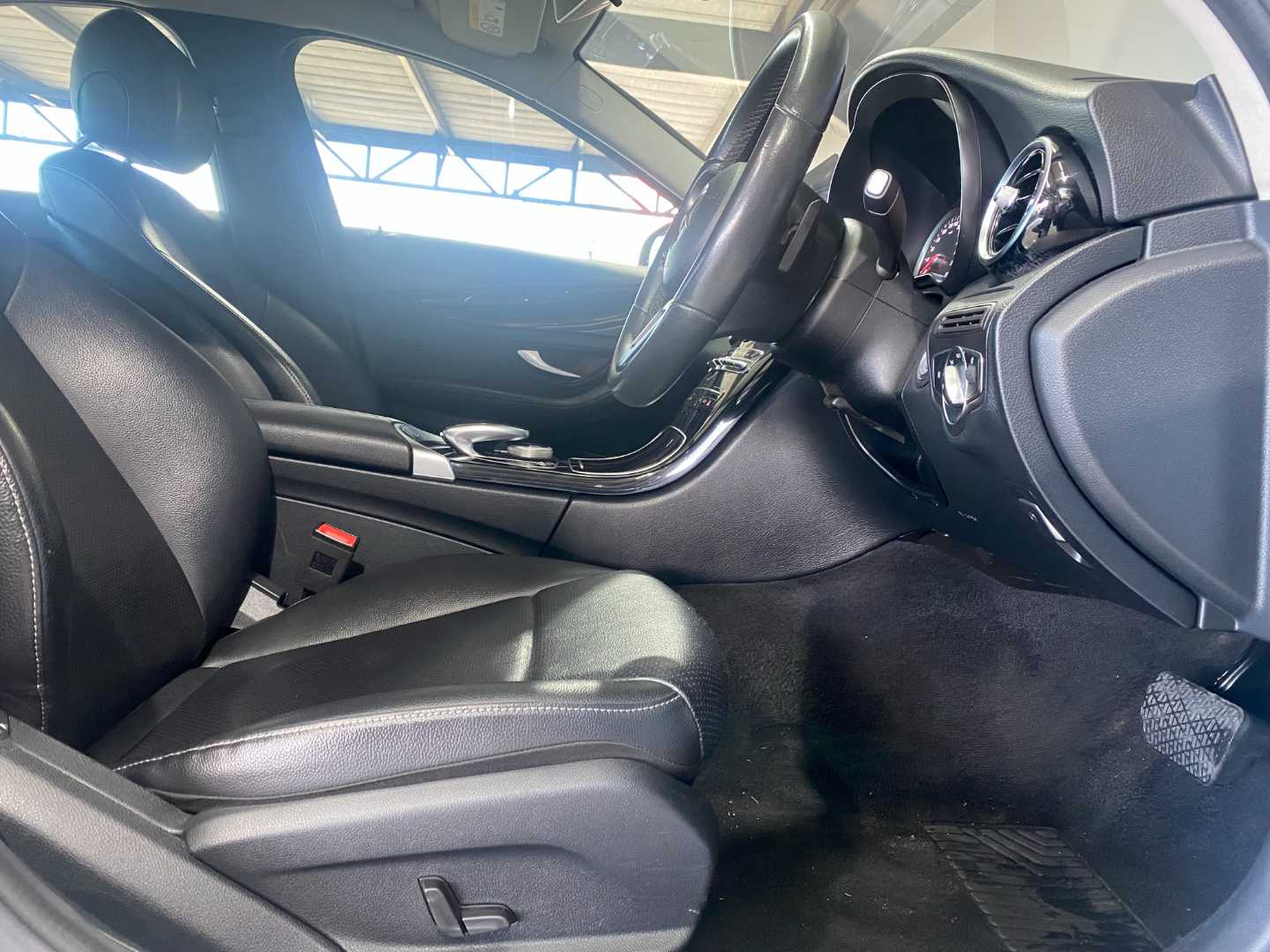 2020 MERCEDES-BENZ C Class (2014) C180 a/t - Image 12