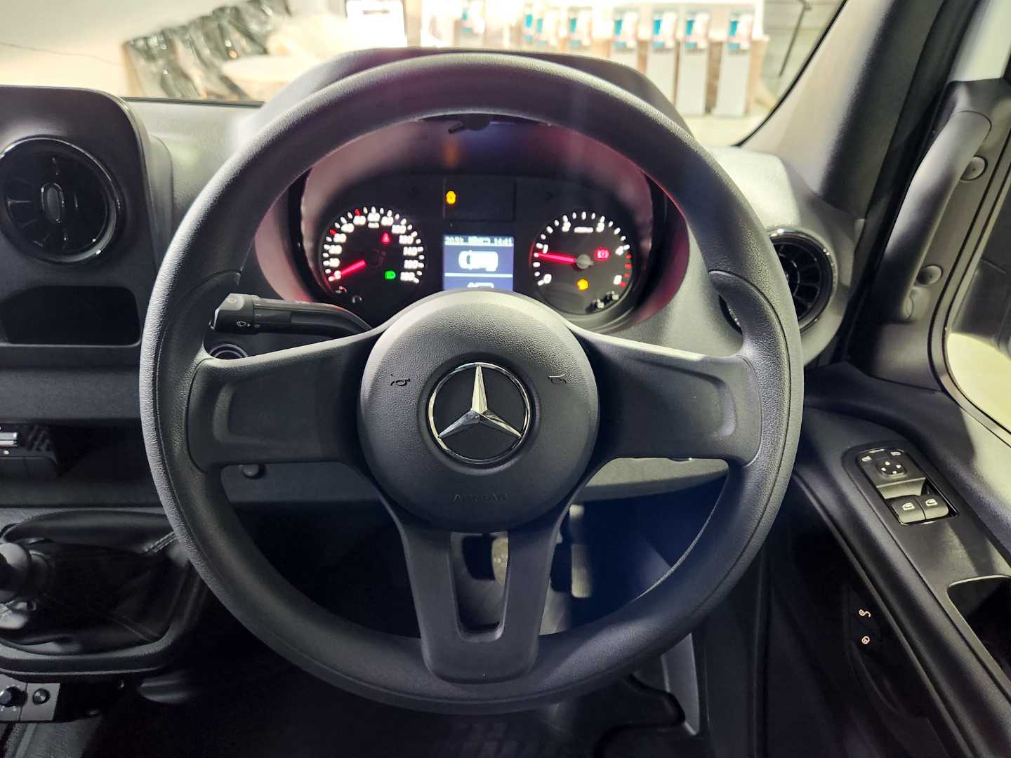 2024 Mercedes-Benz Medium Commercial MB 517 CDI Sprinter PV Long MY22 - Image 14