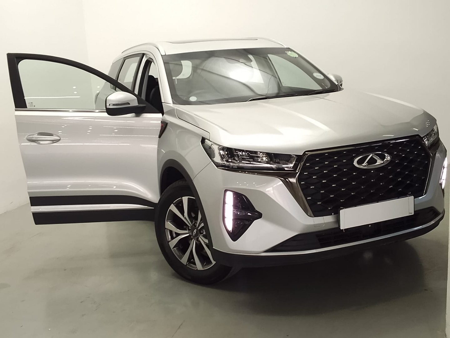 2023 CHERY Tiggo 7 Pro 1.5t Executive Cvt - Image 2