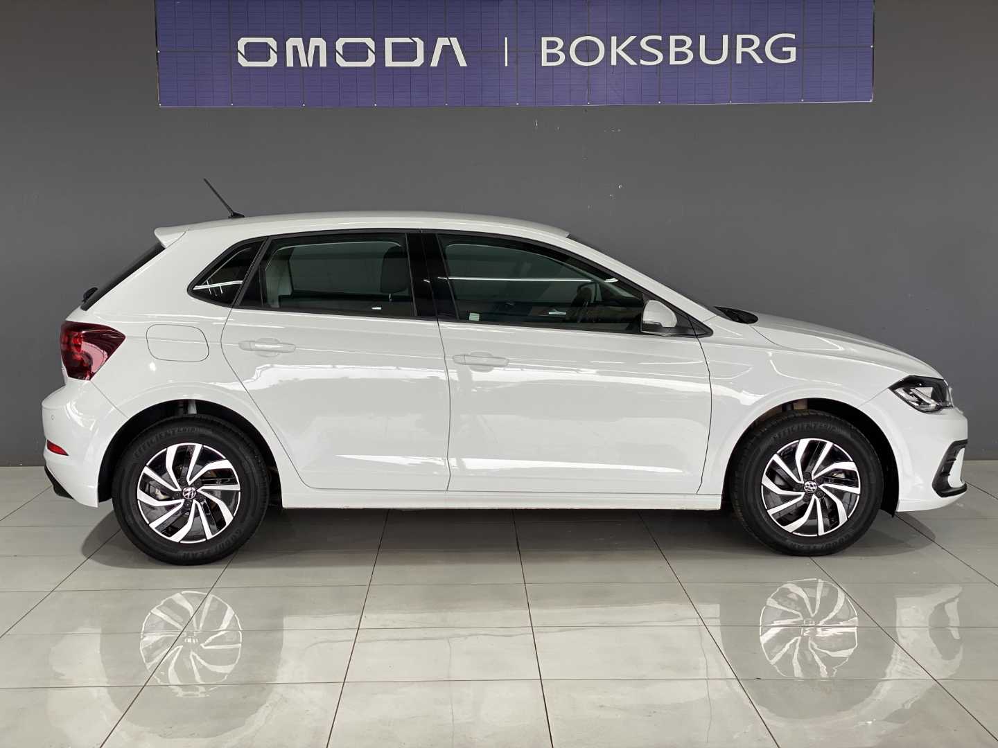 2024 VOLKSWAGEN Polo Playa / 1.0 Tsi Life - Image 4