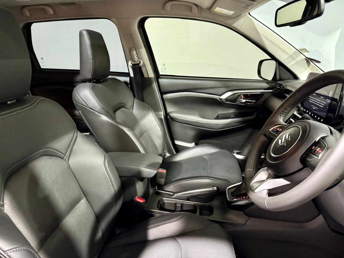 2024 SUZUKI Vitara / Brezza 20 Grand 1.5 Glx a/t - Image 19