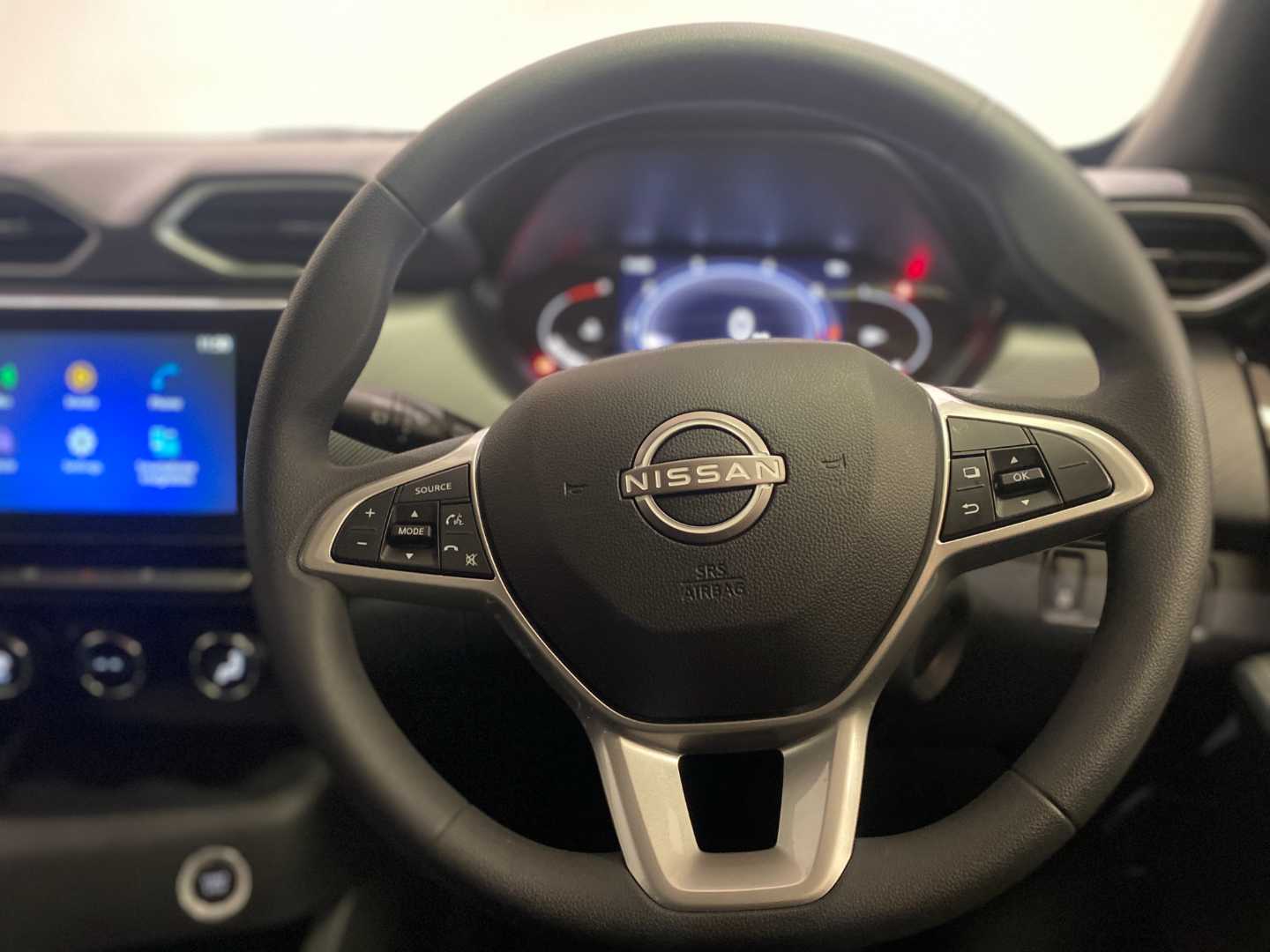 2025 NISSAN Magnite 1.0 Acenta Mt* - Image 15