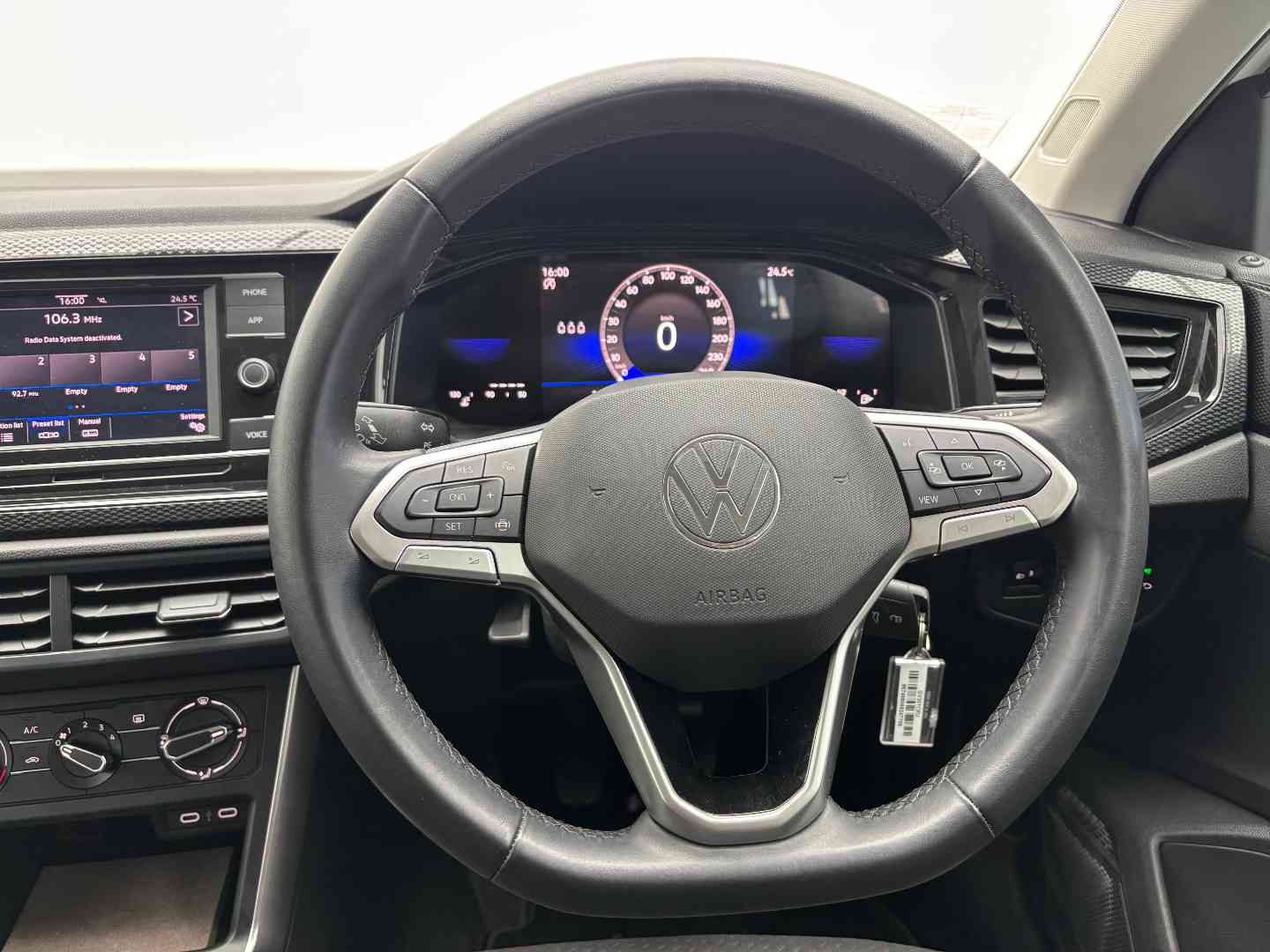 2025 VOLKSWAGEN Polo Playa / 1.0 Tsi Life - Image 12