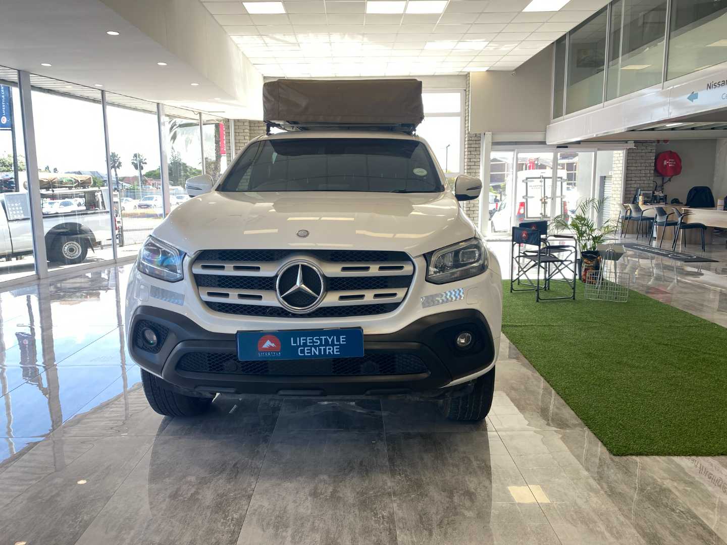 2019 MERCEDES-BENZ X250d 4x4 Progressive a/t Equip - Image 2