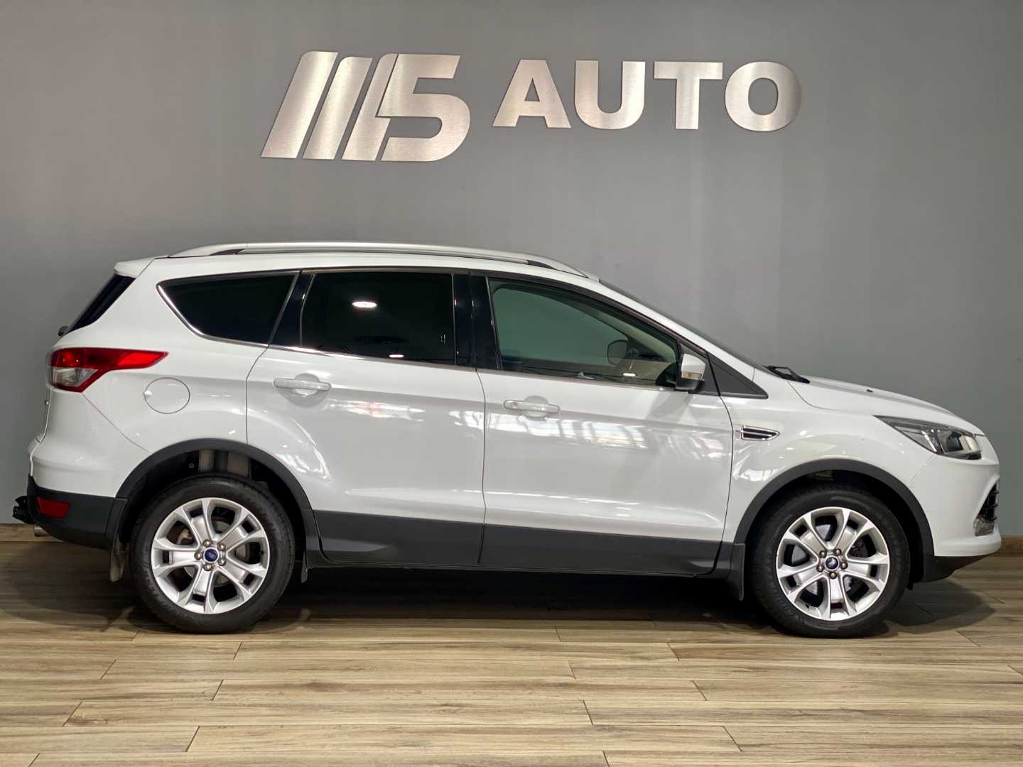 2014 FORD Kuga 2.0 Tdci Trend Awd Powershift - Image 4