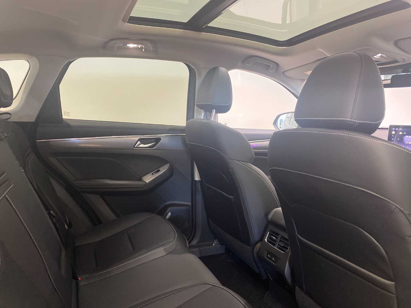 2025 HAVAL H2/Jolion Pro 1.5t Ultra Luxury Dct - Image 12