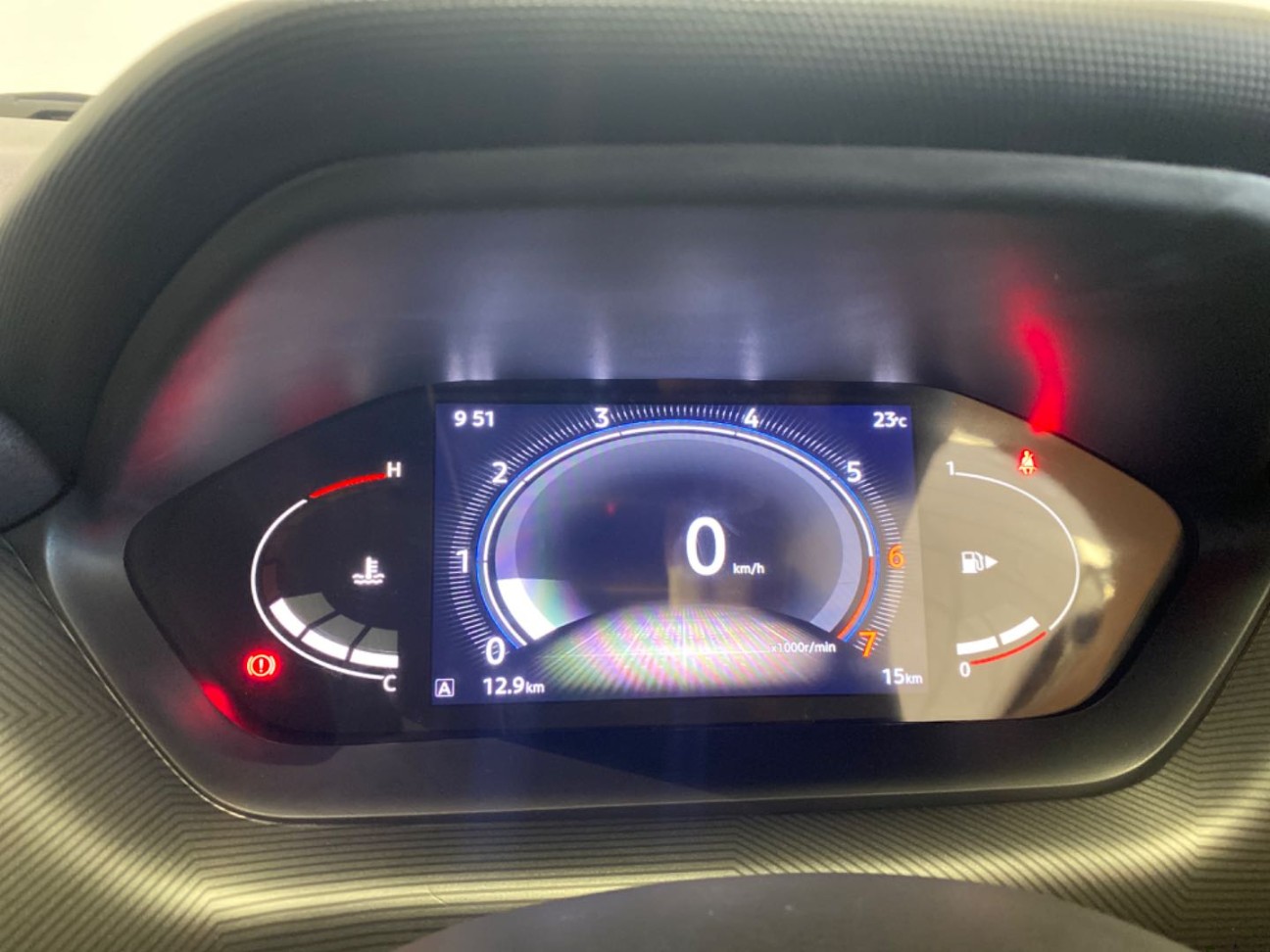 2025 NISSAN Magnite 1.0 Acenta Mt* - Image 16