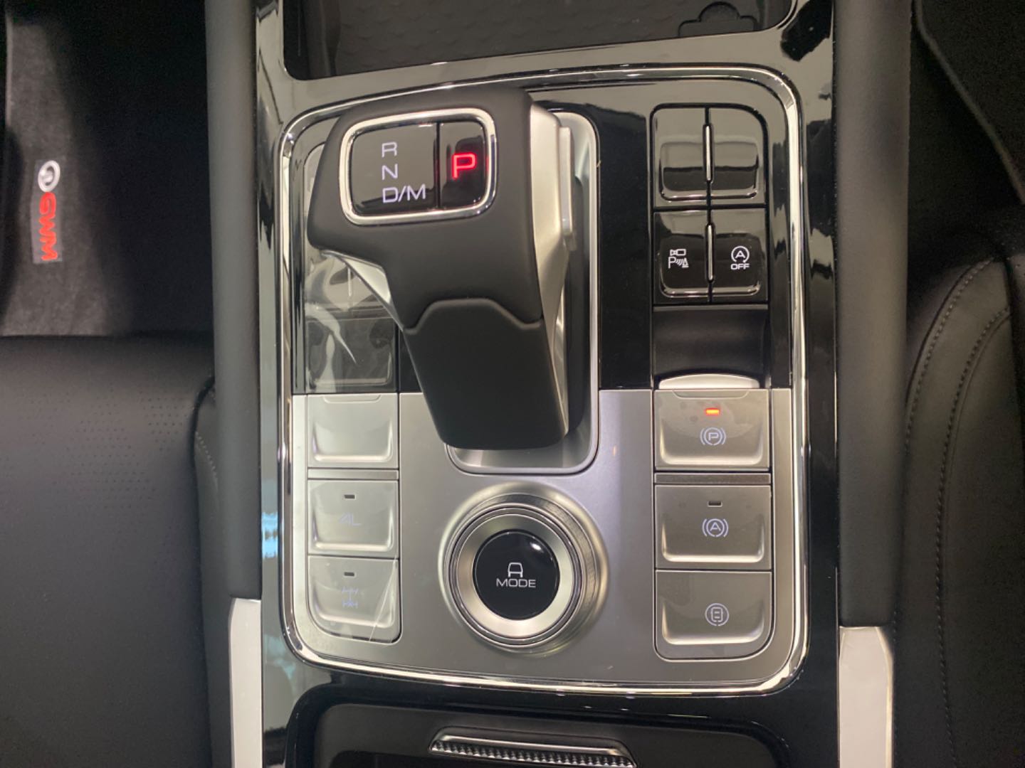 2025 GWM P500 2.4td Luxury 4x4 a/T D/C P/u - Image 14