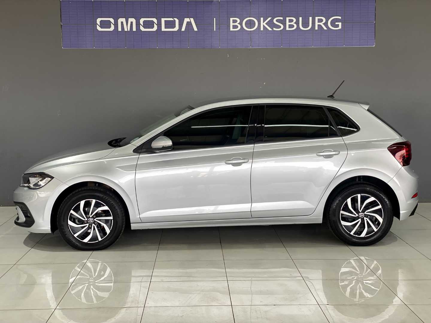 2024 VOLKSWAGEN Polo Playa / 1.0 Tsi Life - Image 3