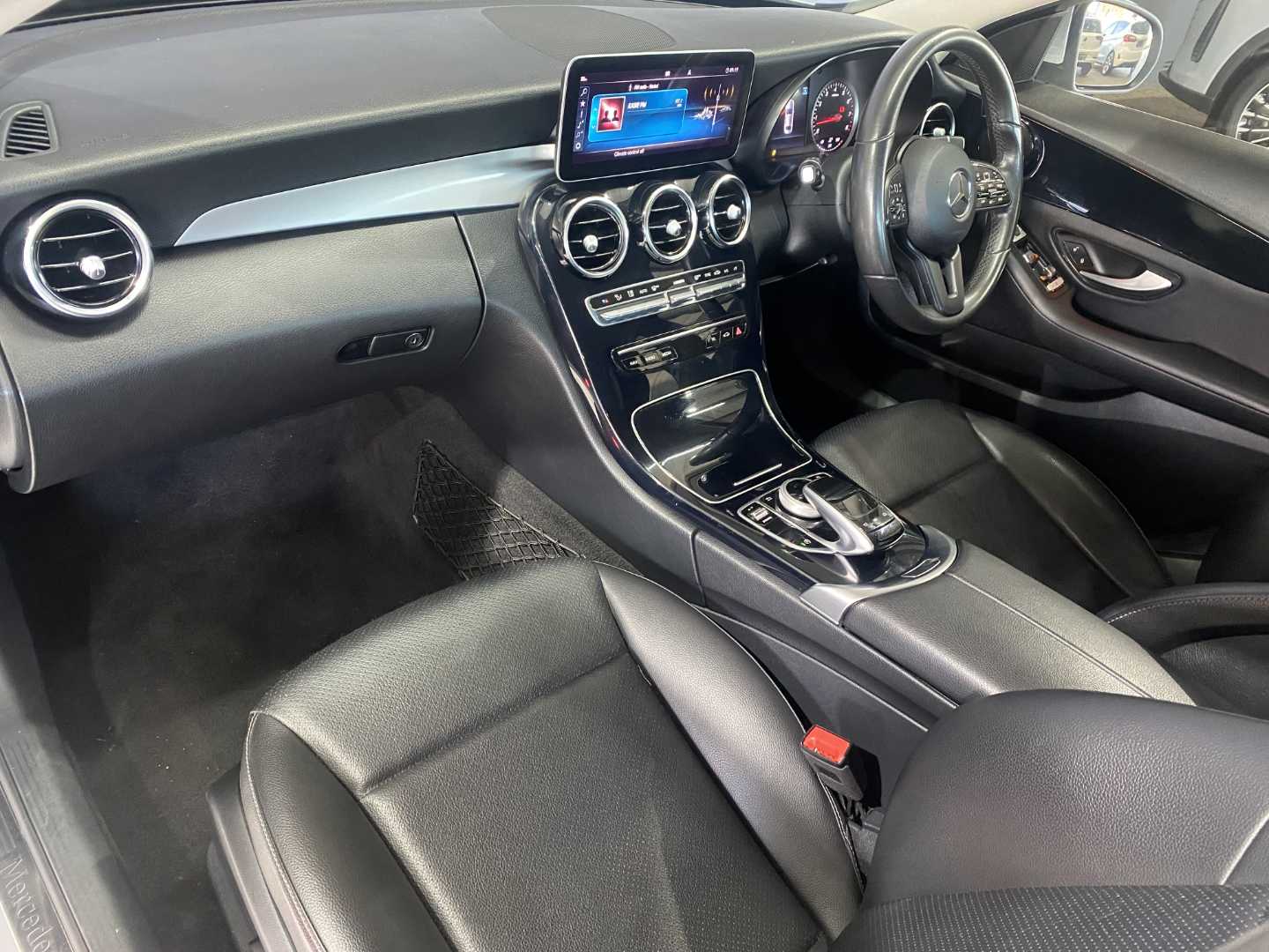 2020 MERCEDES-BENZ C Class (2014) C180 a/t - Image 7