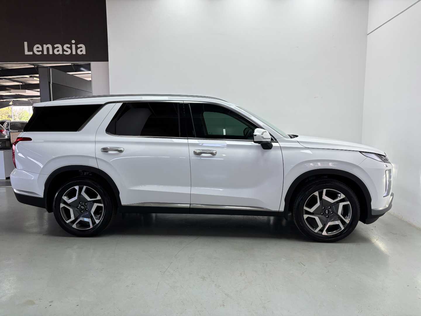 2025 HYUNDAI PALISADE 2.2D 7 SEATER ELITE AWD - Image 2