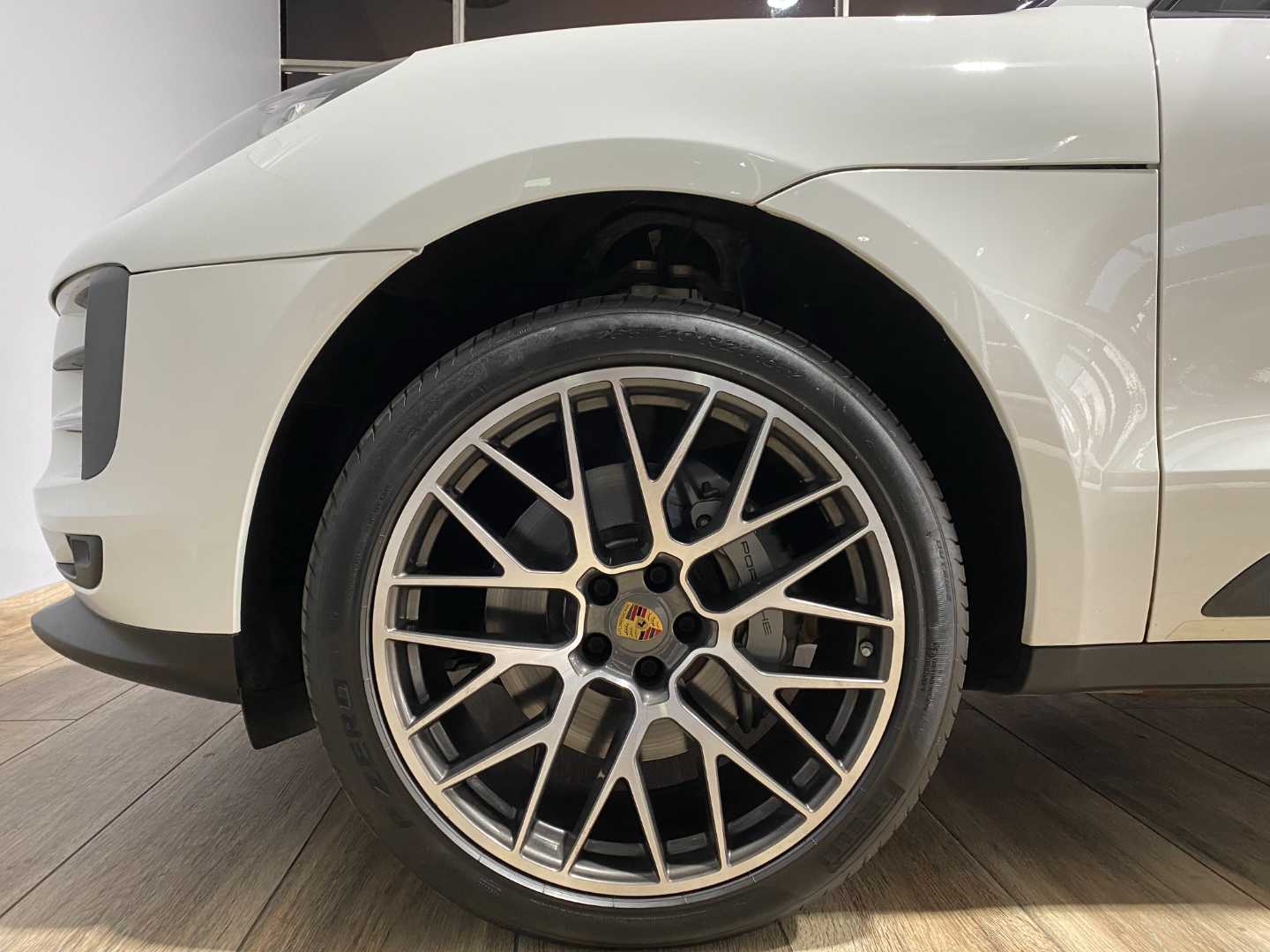 2019 PORSCHE Macan S - Image 6