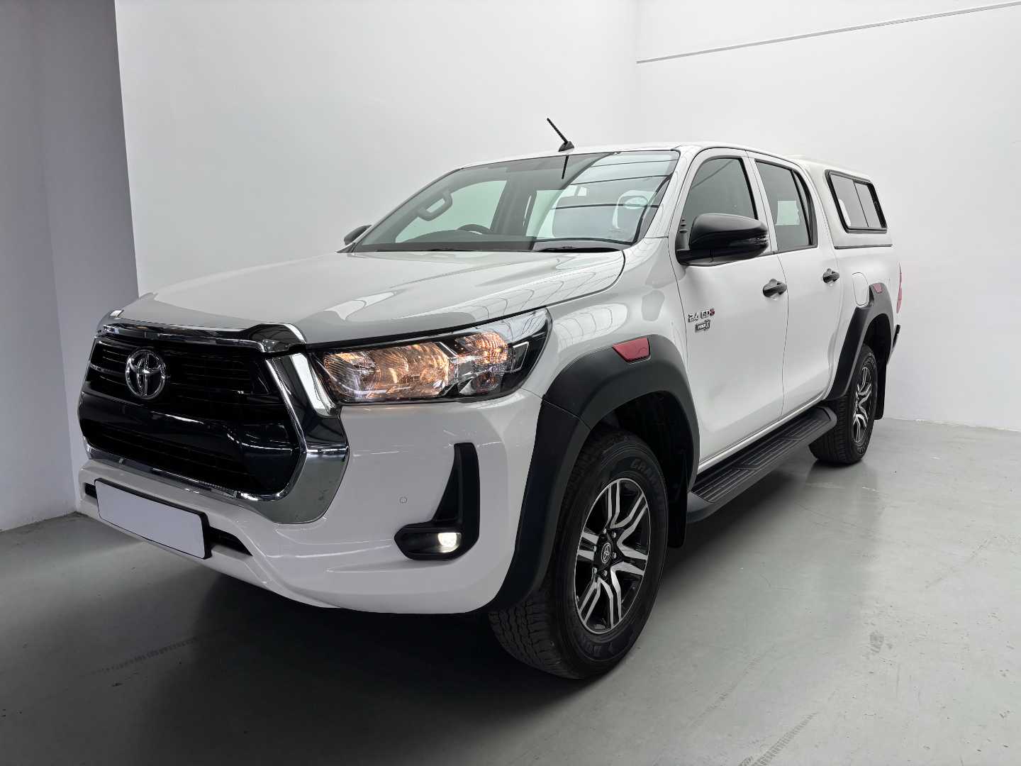 2024 TOYOTA Hilux 2.4gd-6 Raider X 4x4 a/T P/U D/c - Image 7