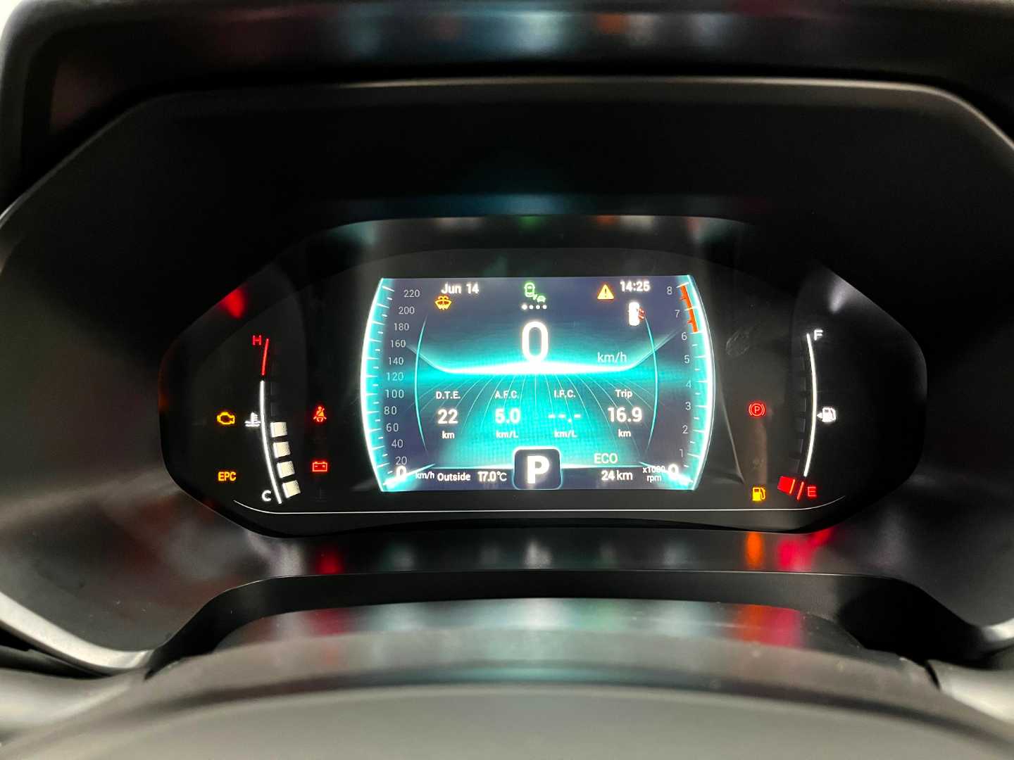 2025 CHERY Tiggo 7 Pro 1.5t Distinction Cvt - Image 15