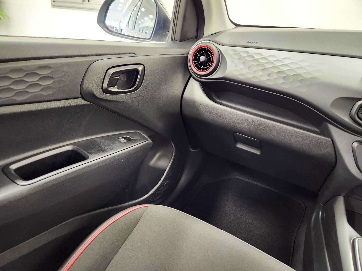 2025 HYUNDAI Grand I10 1.0 Premium M/T My24 - Image 9