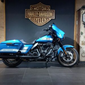 2025 HARLEY DAVIDSON Street Glide ST 117