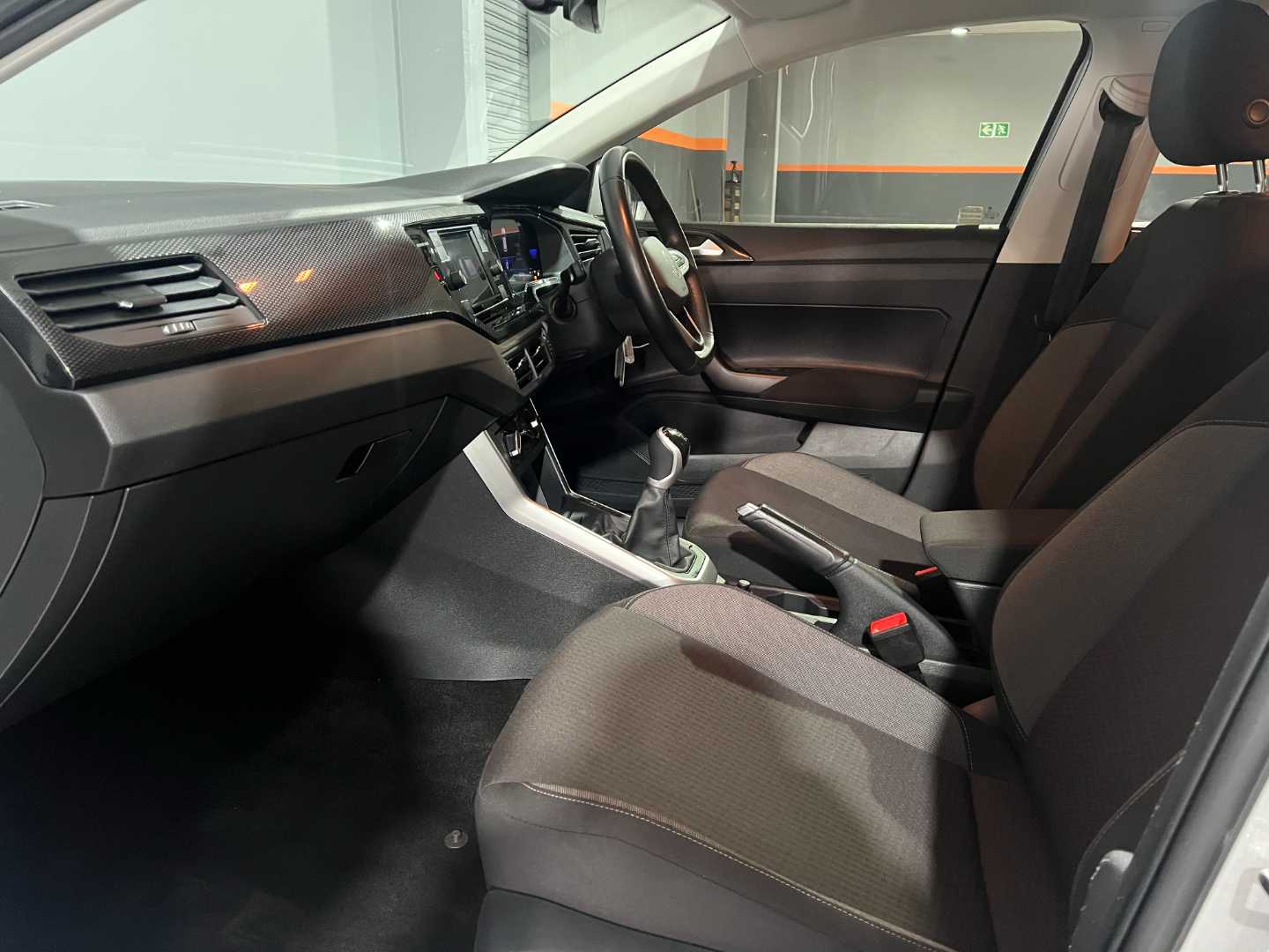 2024 VOLKSWAGEN Polo Playa / 1.0 Tsi Life - Image 8